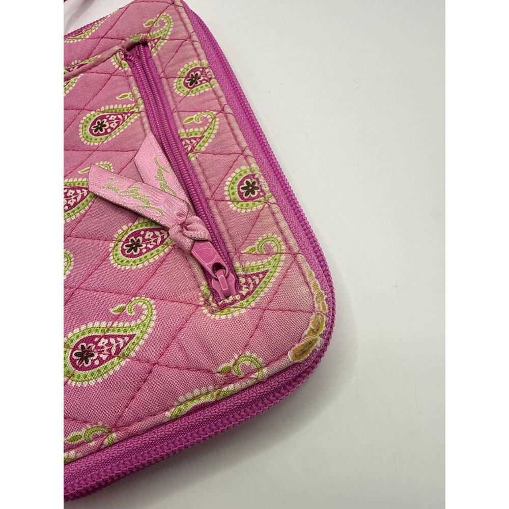 Vera Bradley Retired Pink Paisley Zip Around Wristlet Organizer Wallet Quilted - Picture 5 of 9